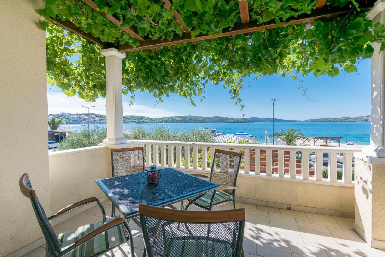 Apartments Maja Trogir Exterior foto